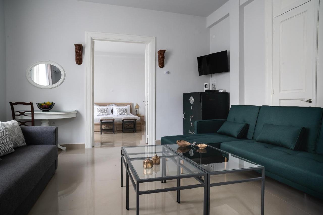 Polytimon, An Athenian Neoclassical Apartment Exterior photo